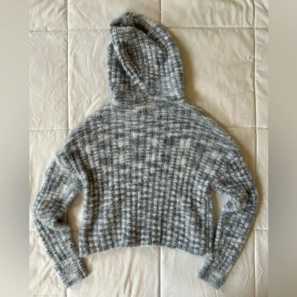 Y2K SO Light Blue Cropped Stretchy Ribbed Knit Sweater with Hood - Picture 6 of 7